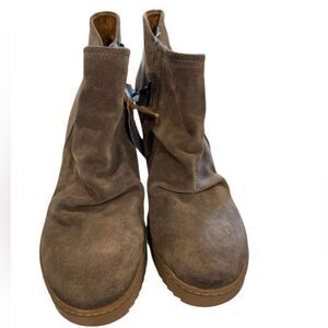 NWT Aqua Sofft water proof wedge ankle boots.